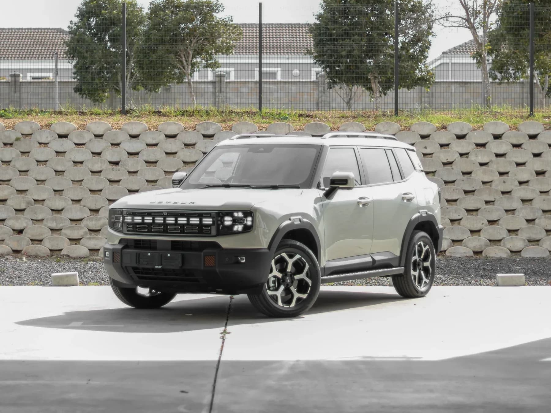 2026 Jetour T1 i-DM