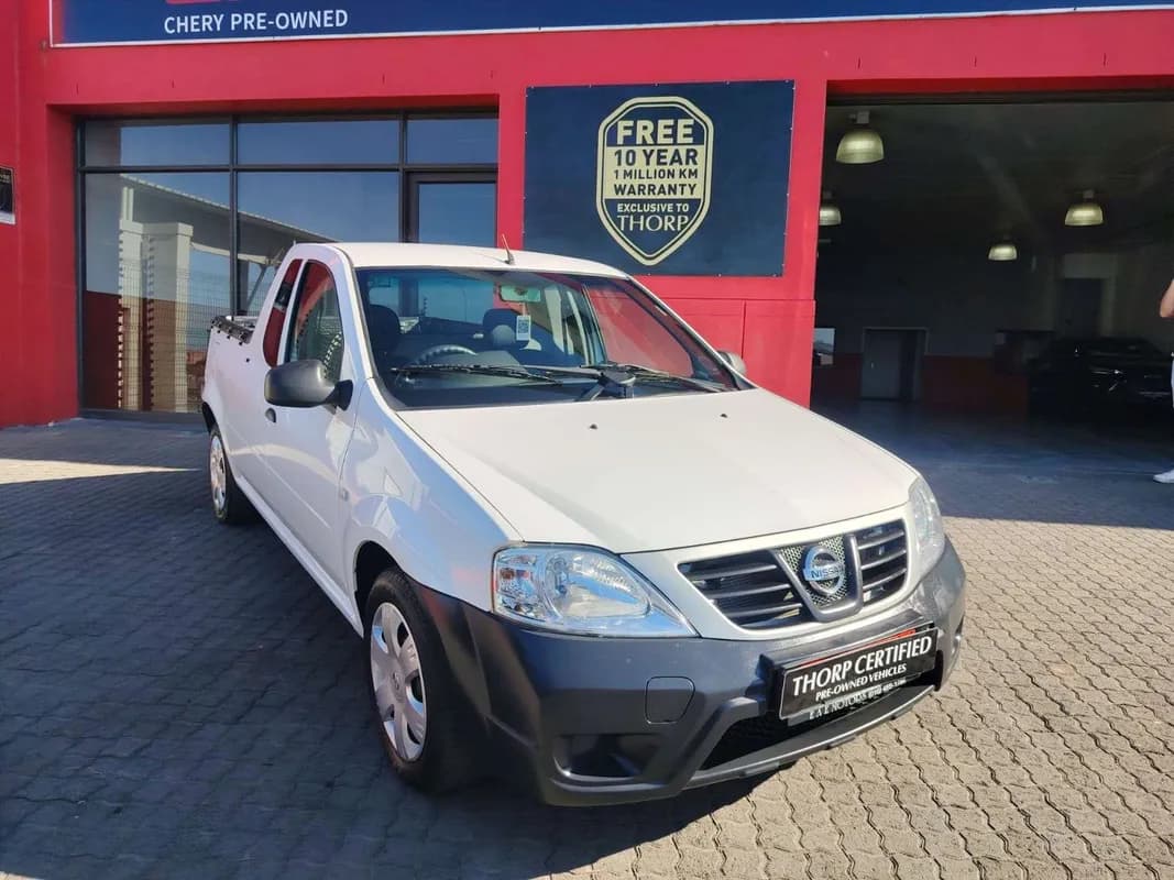 Nissan NP200 1.6 8V Base A/C + Safety Pack