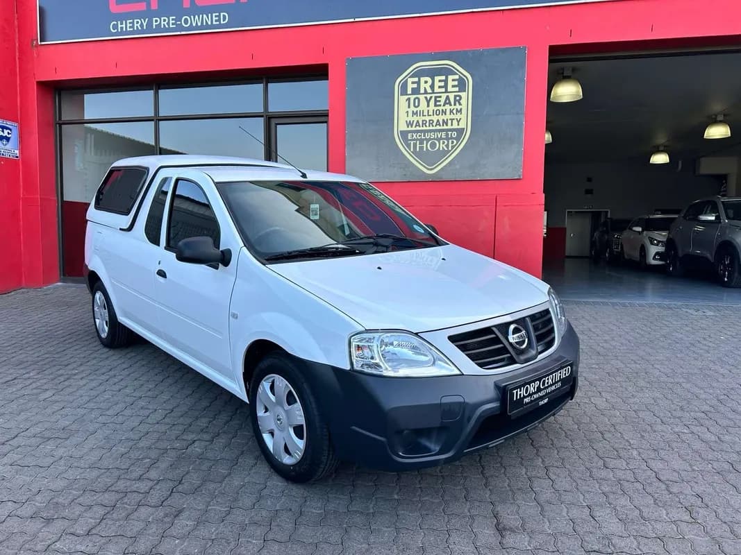 Nissan NP200 1.6 8V Base A/C + Safety Pack