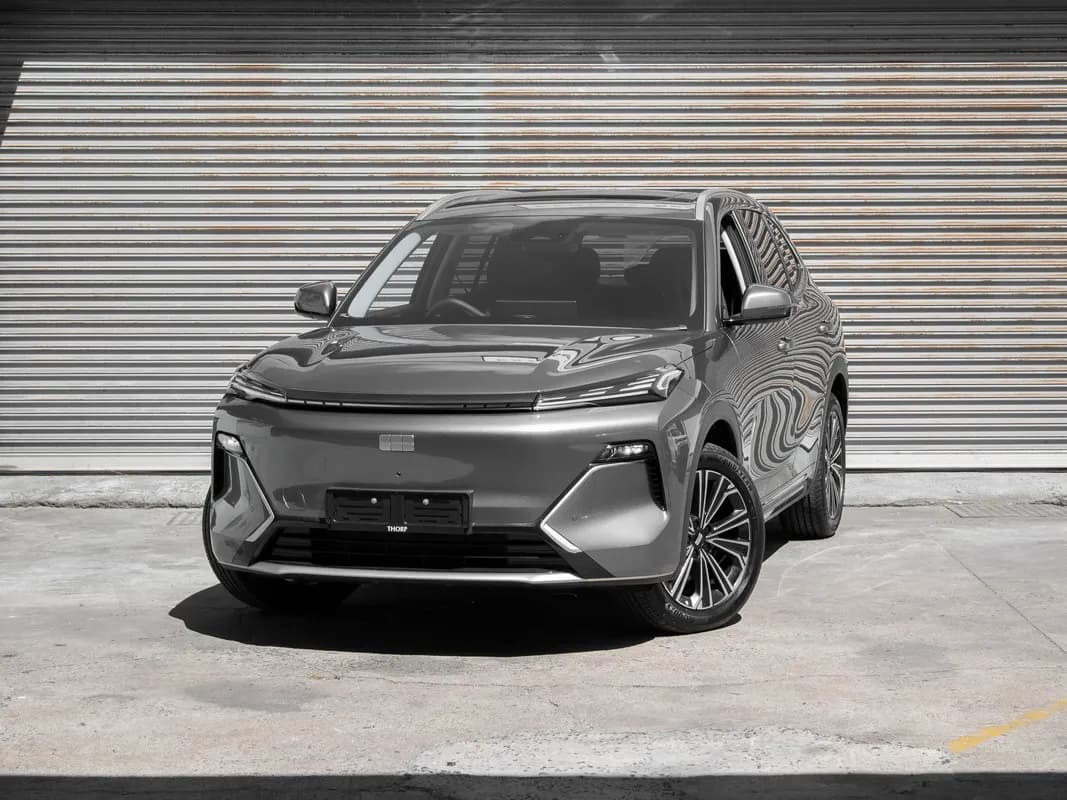Geely E5 EM-i Apex
