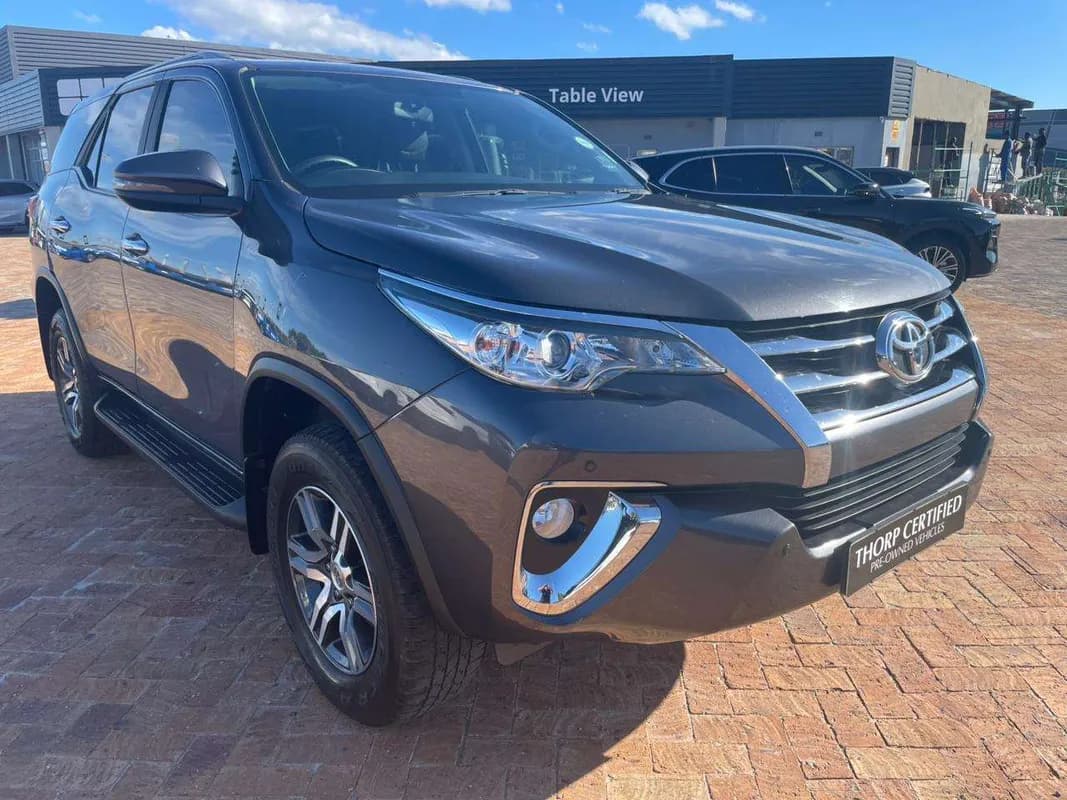 Toyota Fortuner 2.4GD-6 R/B A/T